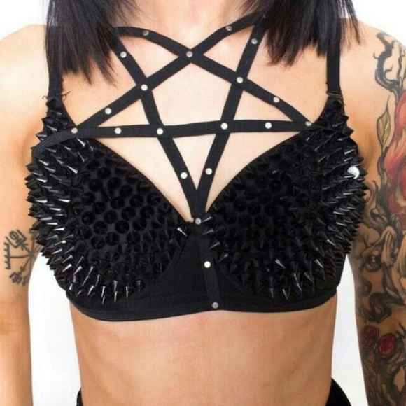 Accessories - Pentagram studded harness
